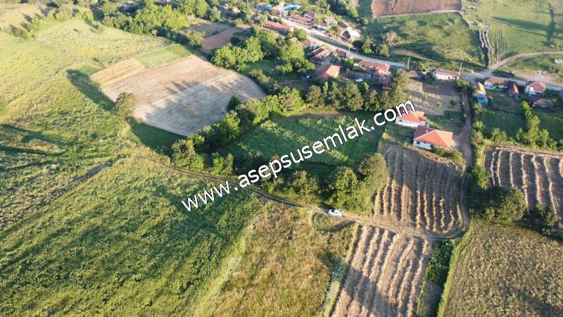 6.300 m2 Köy'e Yakın Yatırımlık Tarla Bağ-Bahçe Özel Yol var - 50