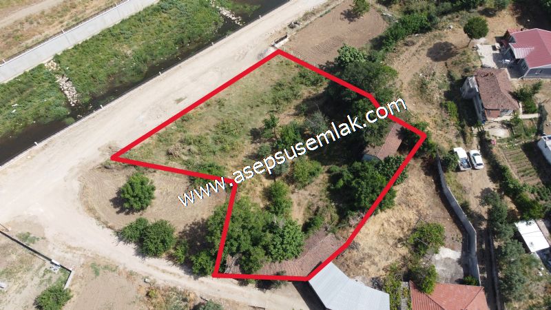 1.700 m2 Müstakil Köy Evi Arsa Meyve Bahçeli Bağ-Bahçe Dereköyde - 9